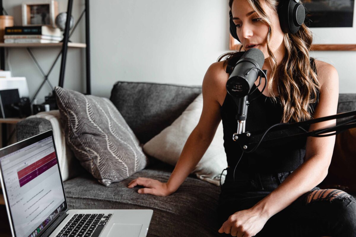 No OLX encontras tudo para lançar o teu podcast