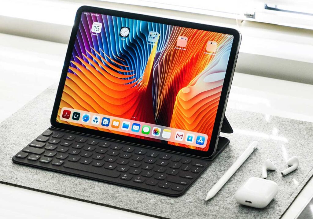Como escolher o melhor tablet: 7 fatores indispensáveis title