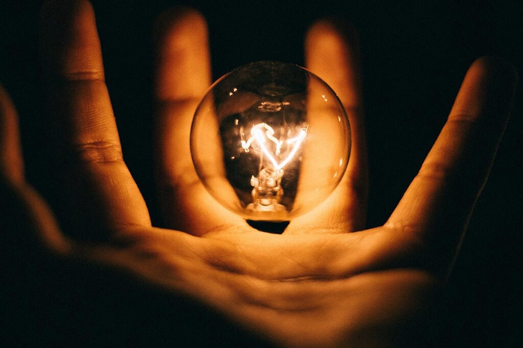 Como poupar energia? Experimenta estas 9 dicas title