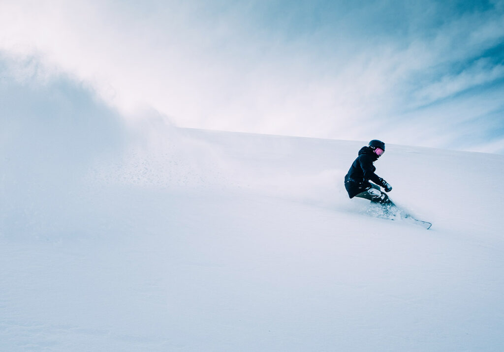 10 desportos de inverno que vais querer praticar title