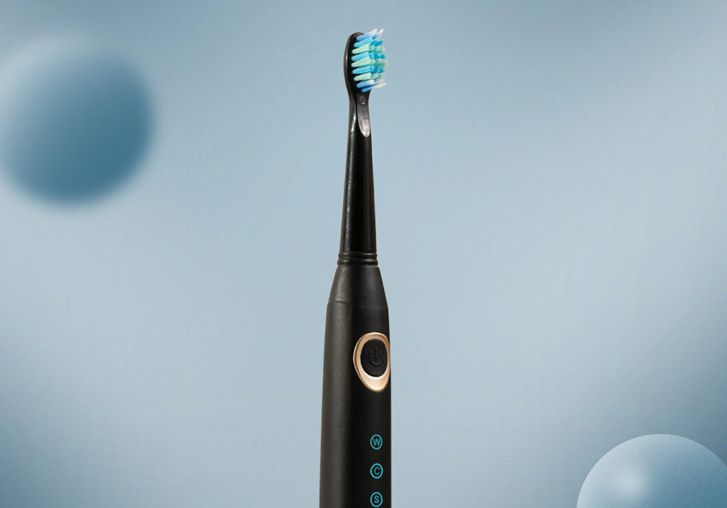 7 escovas de dentes elétricas para um sorriso perfeito title