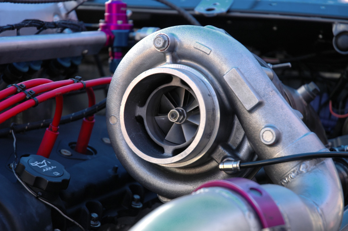 Como funciona o turbo de um carro?