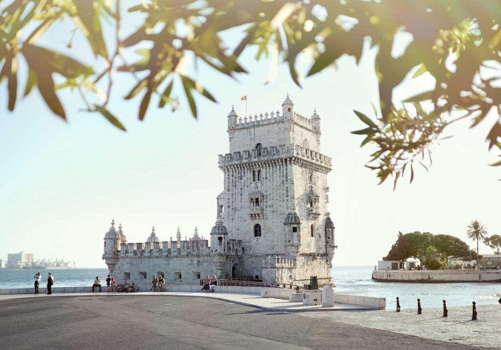 8 melhores sítios para passear em Lisboa title